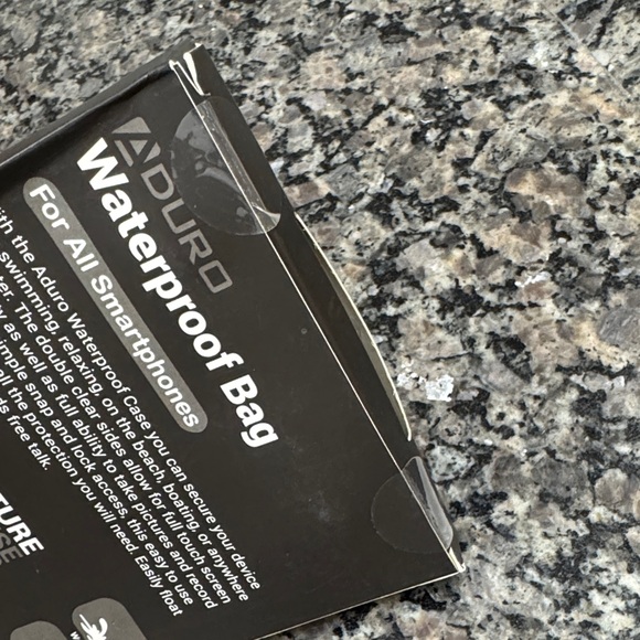 Aduro Waterproof Phone Bag - NEW - Picture 5 of 7